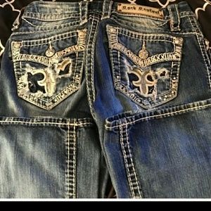 🌺ISO ROCK REVIVAL GLORIA SIZE 25!*!